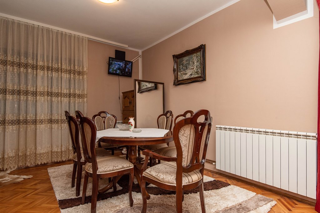 Image of House - 10 Bedrooms - 10 Bathrooms for Sale in Bar-Sutomore-Montenegro, Image 2